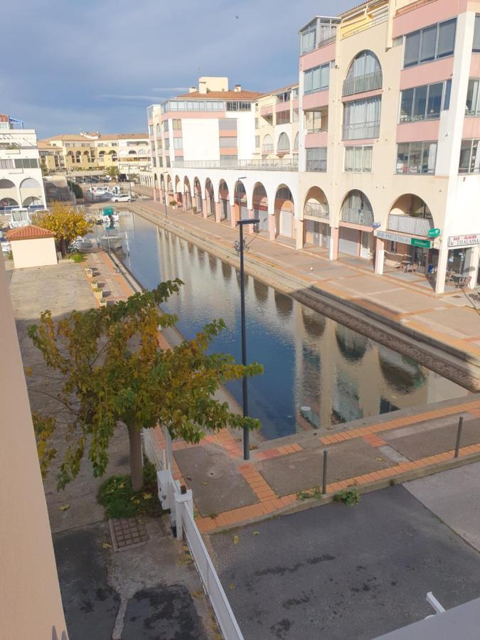 Charmant 2 Pieces Les Pieds Dans L'Eau セット エクステリア 写真